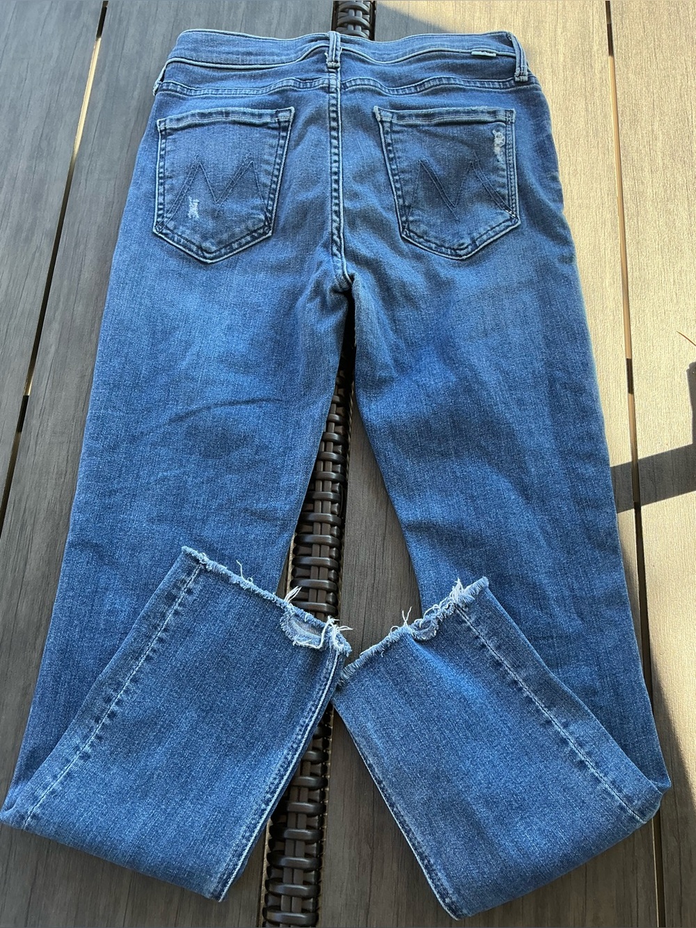 MOTHER The Mid Rise Dazzler Ankle Fray, size 27 - Picture 6 of 12